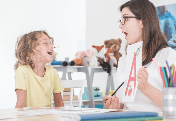 Estrategias de intervención educativa para niños con retraso del lenguaje